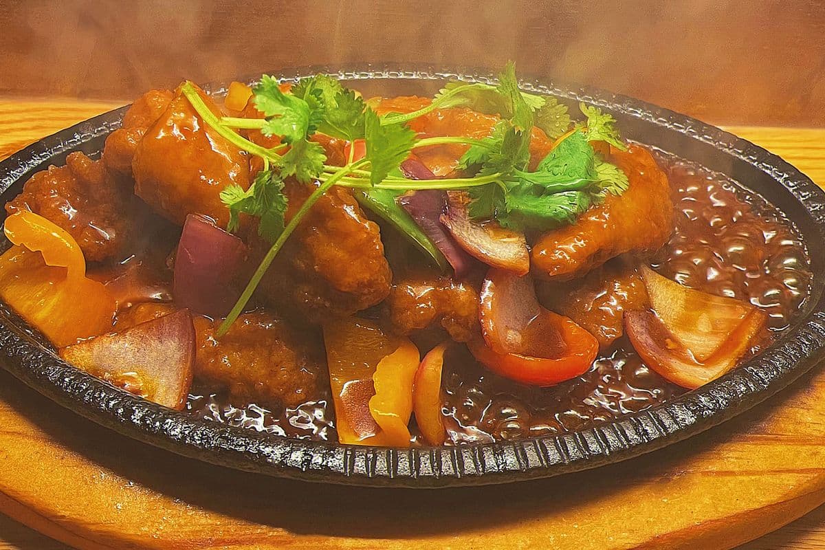 Sizzling Penang Pork Chop 铁板猪扒