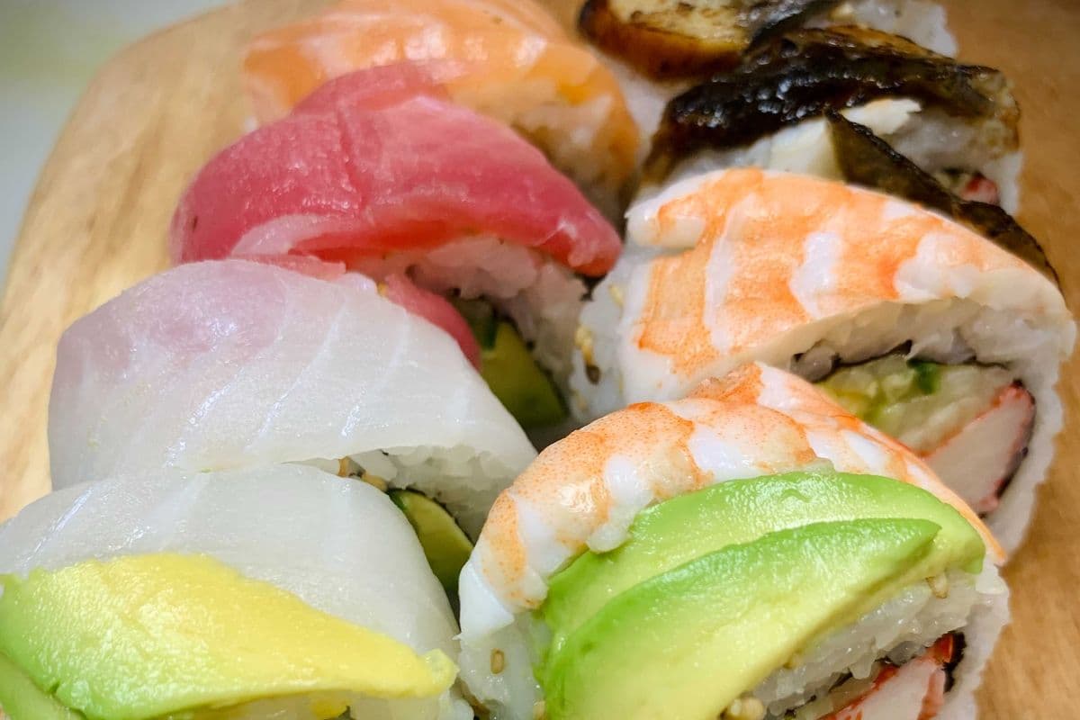 P15 Rainbow Roll