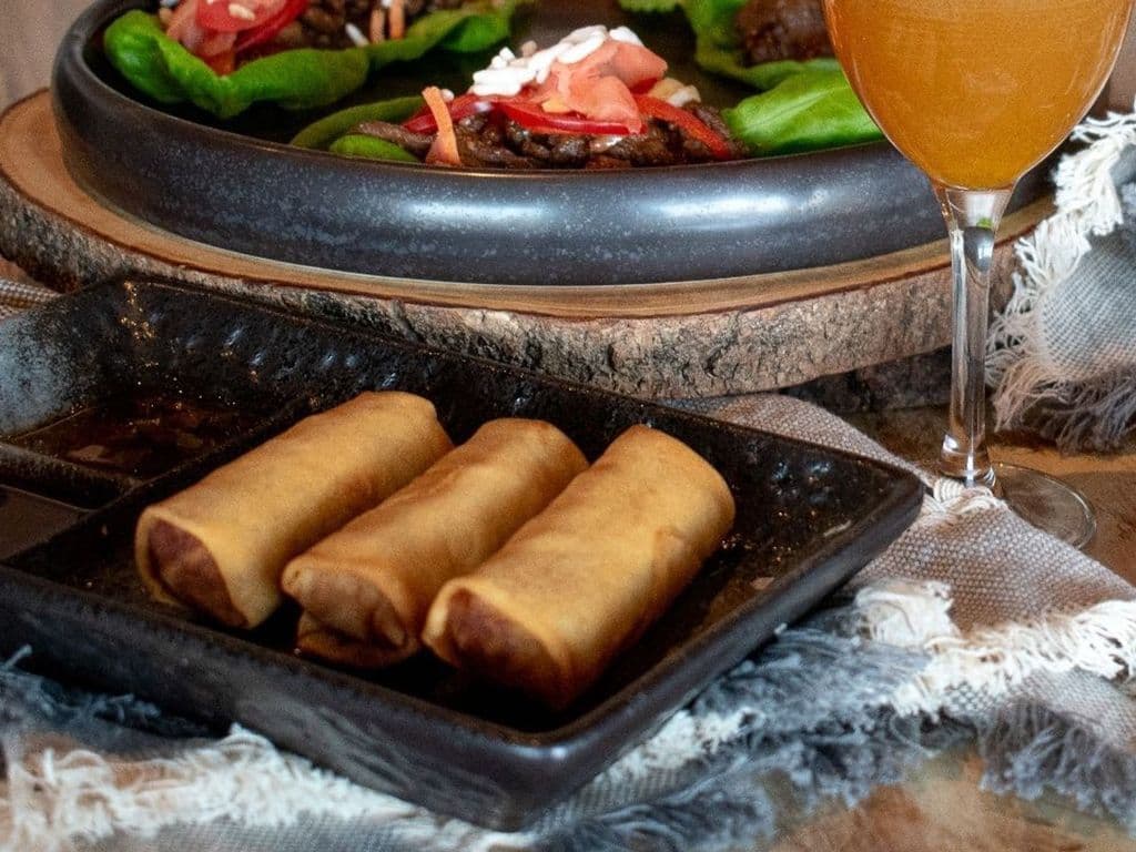 Veg Spring Rolls (3 pcs)