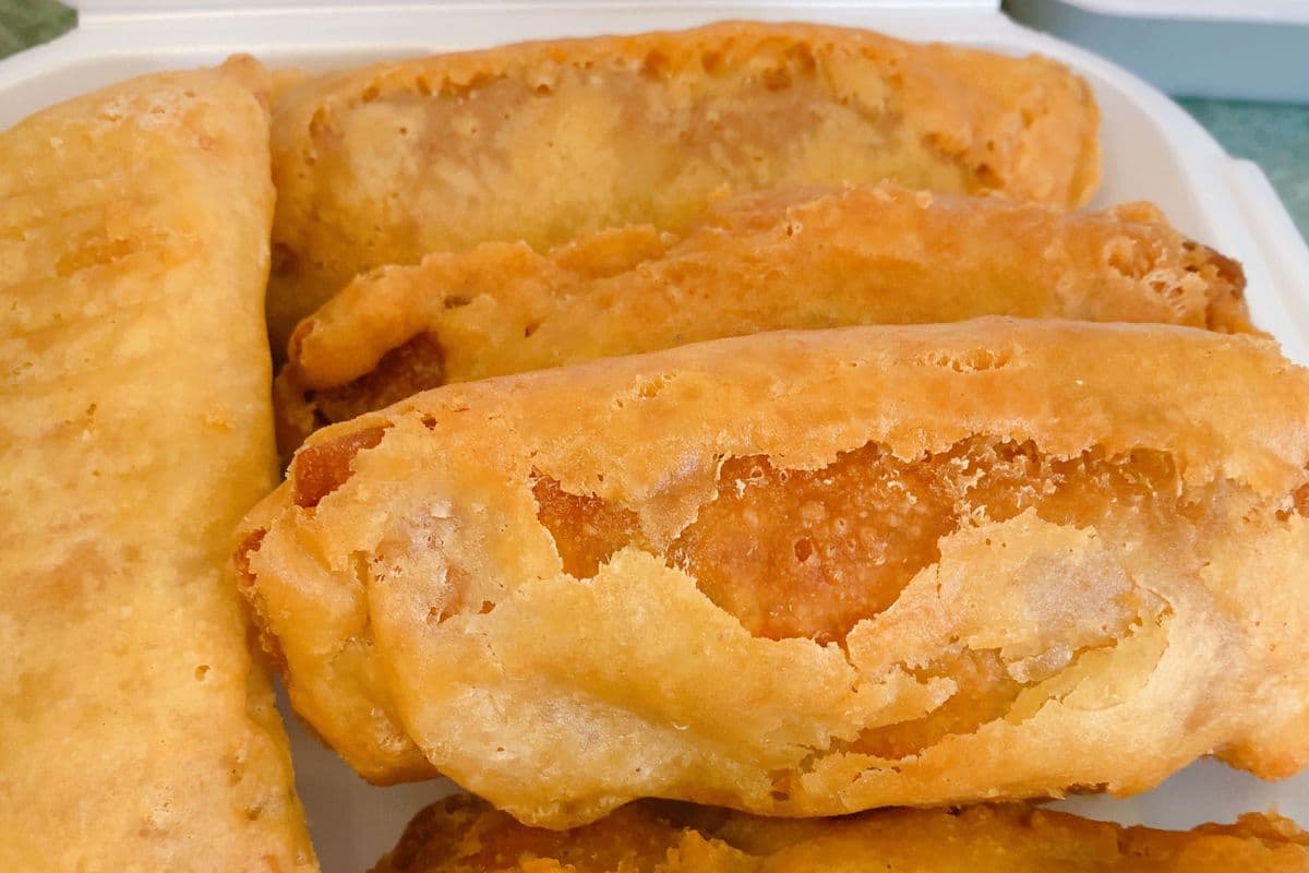 2. Egg Roll (2 pcs)