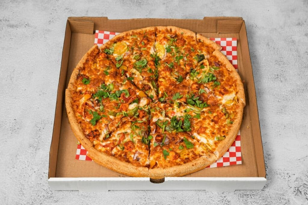 10. Shahi Paneer Pizza