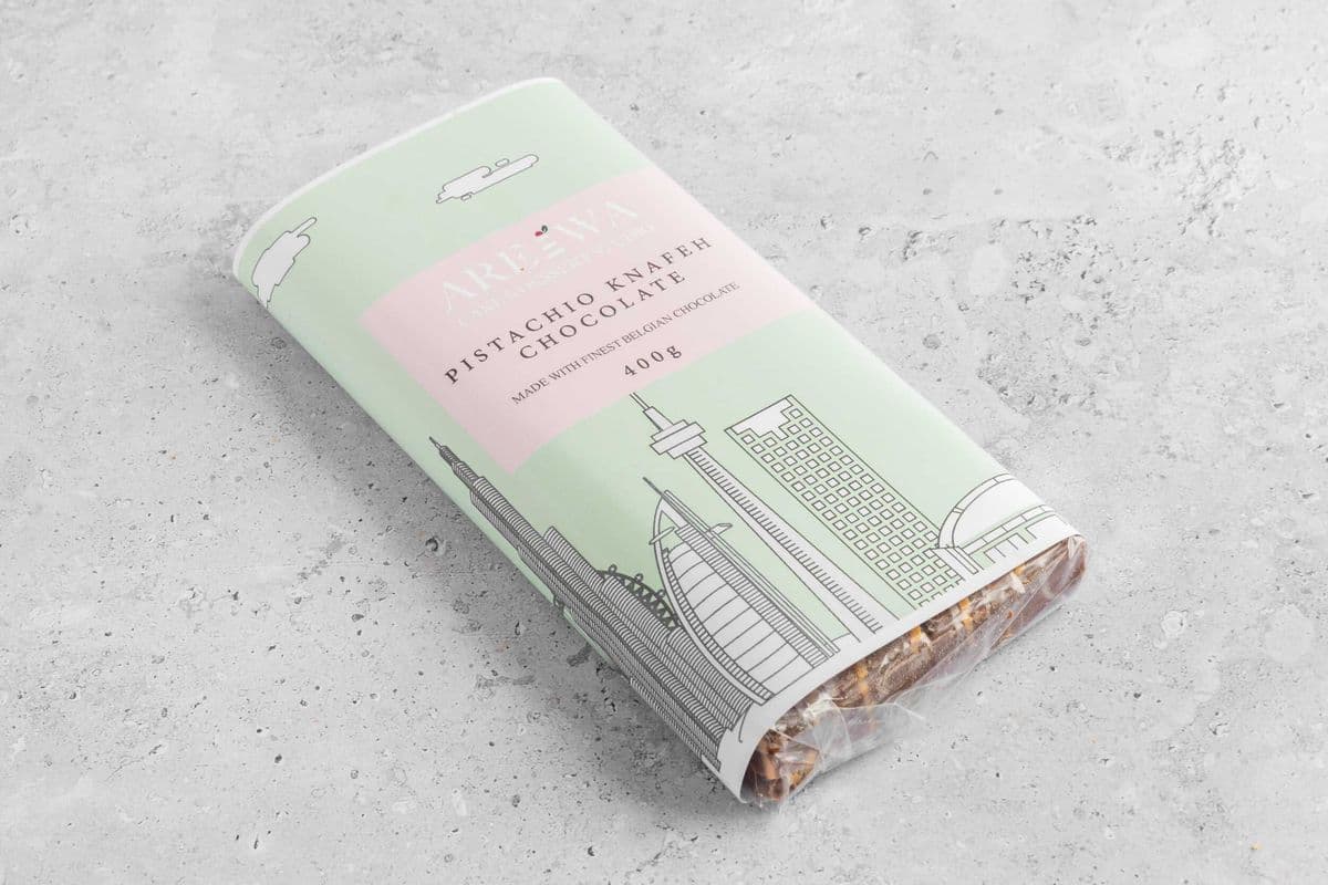 Jumbo Pistachio Kunafa Chocolate (400 g)