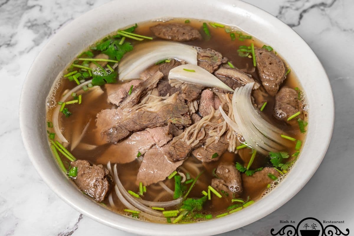 100. Beef Ball Soup (No Noodles)