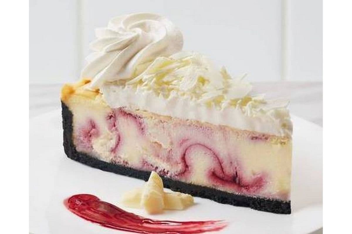 White Chocolate Raspberry - The World of Cheesecakes