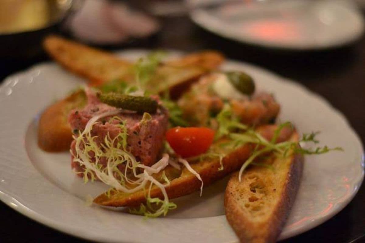 Tartare de boeuf classique / Classic Beef Tartar
