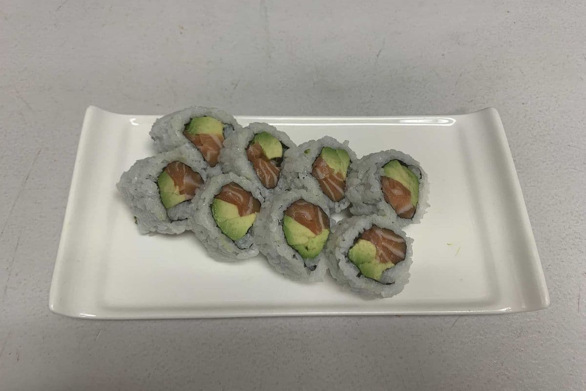 Salmon (or Tuna) Avo Roll