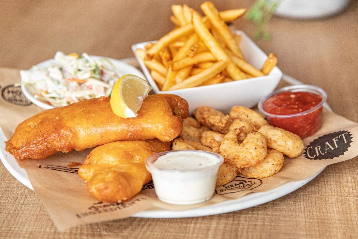 Deluxe Style Fish & Shrimp Platter