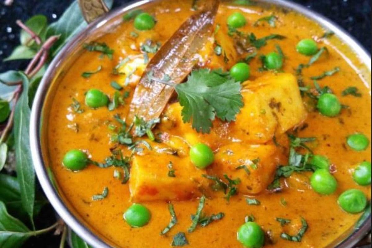 Matar Paneer