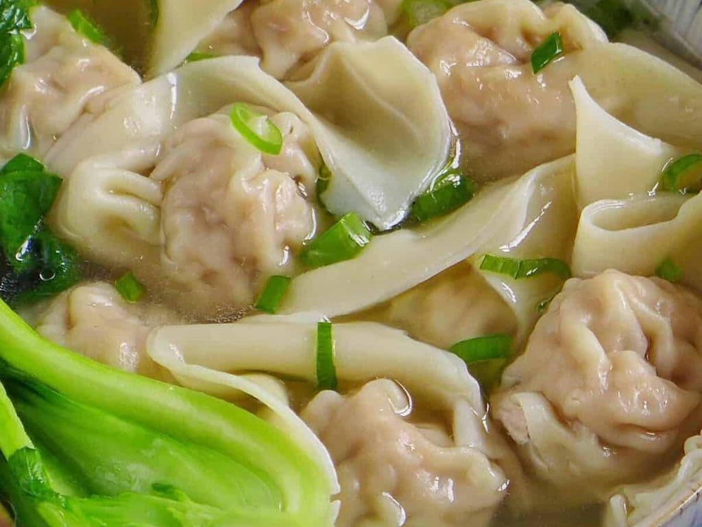 23a.Wonton Soup (no noodles)