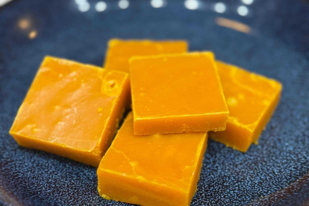 Besan Burfi