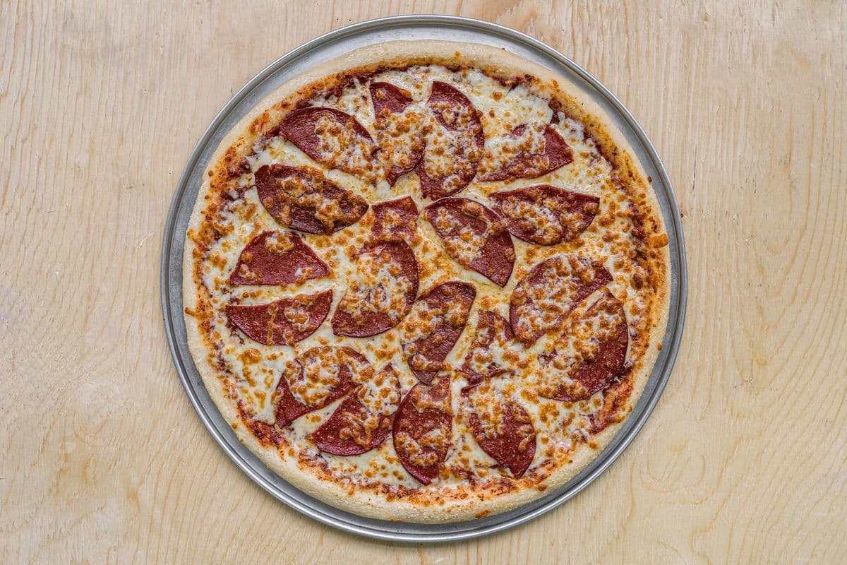 16" Extra Large Pepperoni Pizza