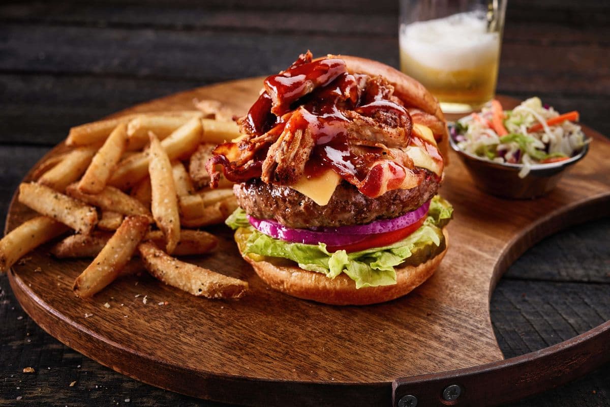 MEMPHIS BURGER*