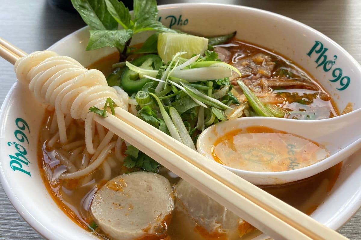 20. ORIGINAL "HUE" SPICY LEMONGRASS