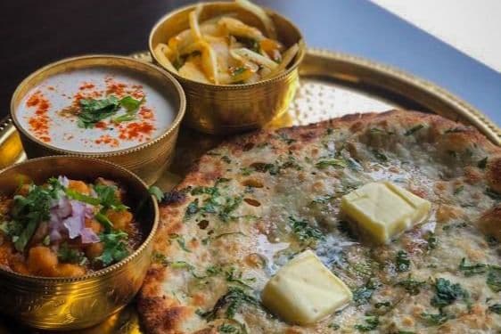BOGO - Amritsari Kulcha With Chana