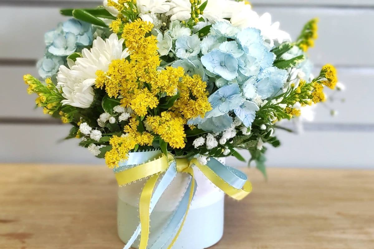 Basic Vase Arrangement