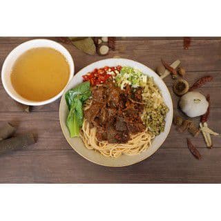 Signature Spicy Beef Double Up / 招牌香辣双拼牛肉粉