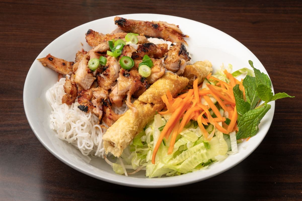 B3A. Bun Ga Nuong, Cha Gio