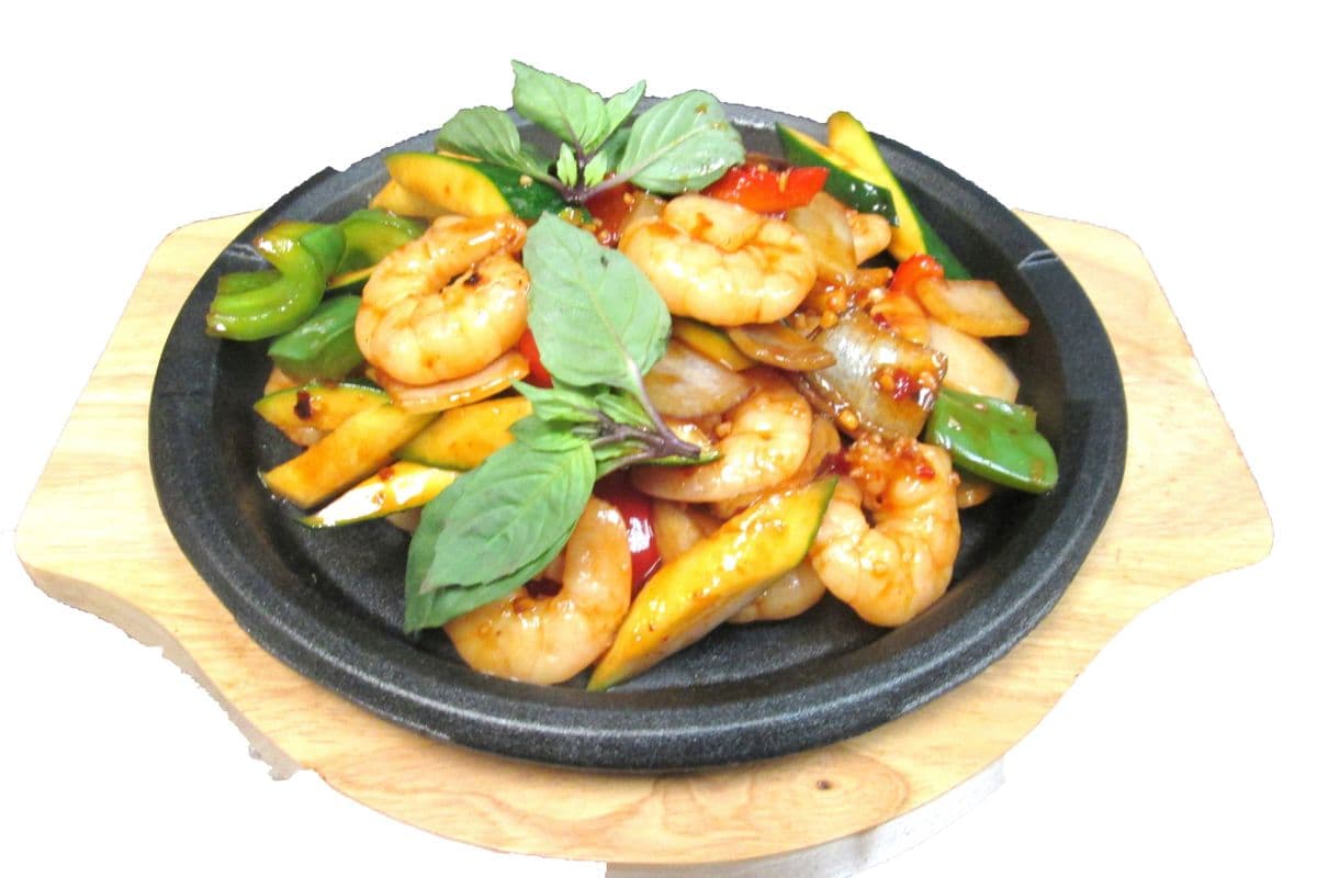 213. Spicy Basil Shrimp 鐵板九層塔蝦仁