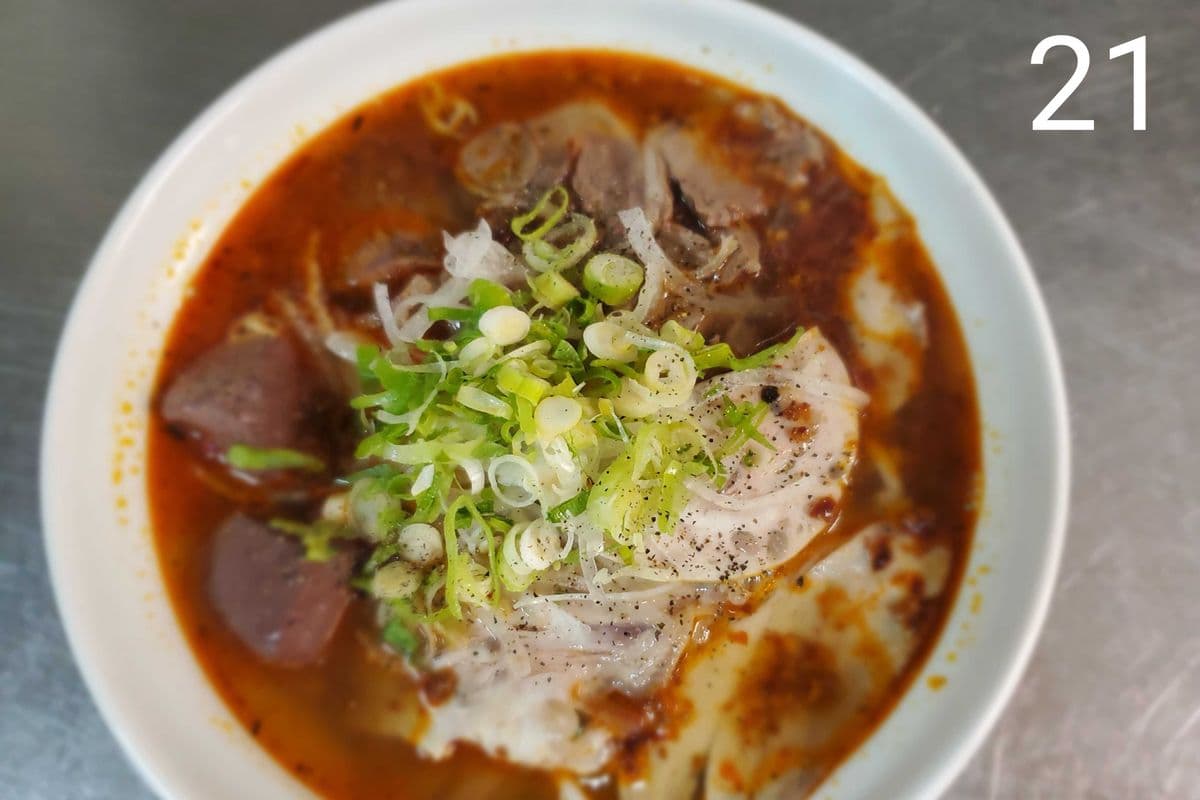 21. Hue Style Soup