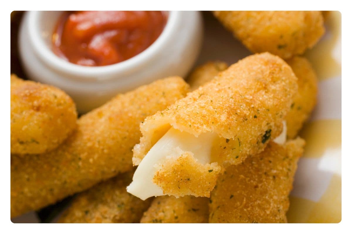 MOZZARELLA STICKS