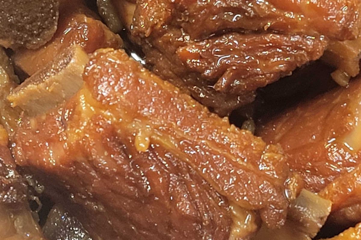 Côtes à l’ail / Garlic Spare Ribs (16oz)