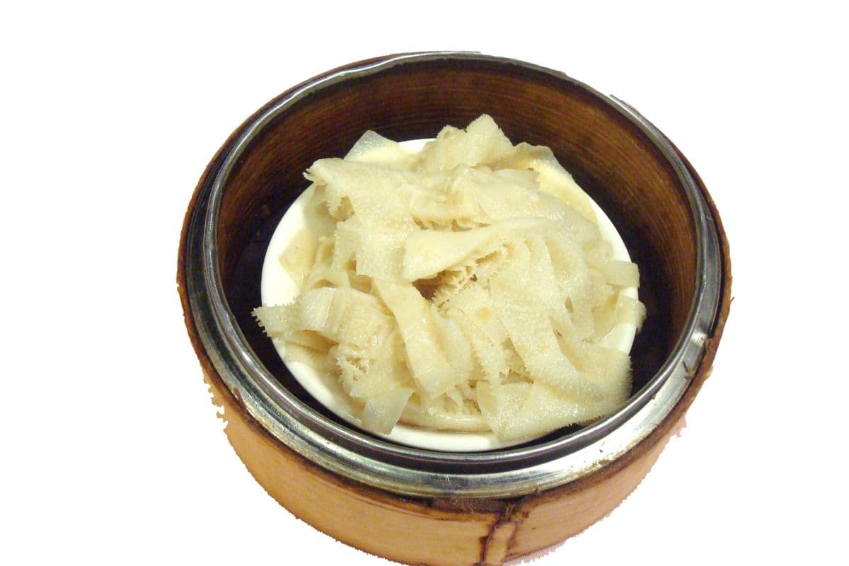 10. Steamed Beef Tripe with Ginger Green Onion 牛柏葉