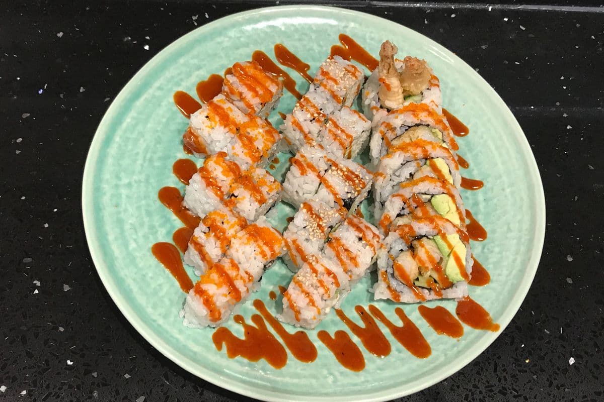 Spicy Roll Combo (21 pcs)