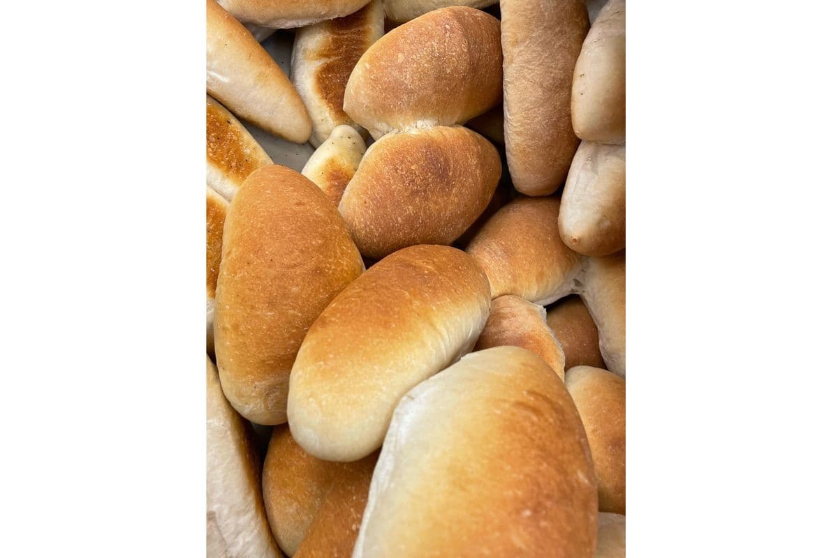 1 DZ petit pain (12 mcx) / Bread Roll DZ (12 pcs)