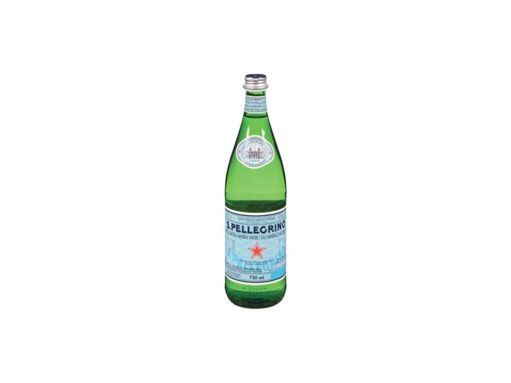 Sparkling Water آب گازدار