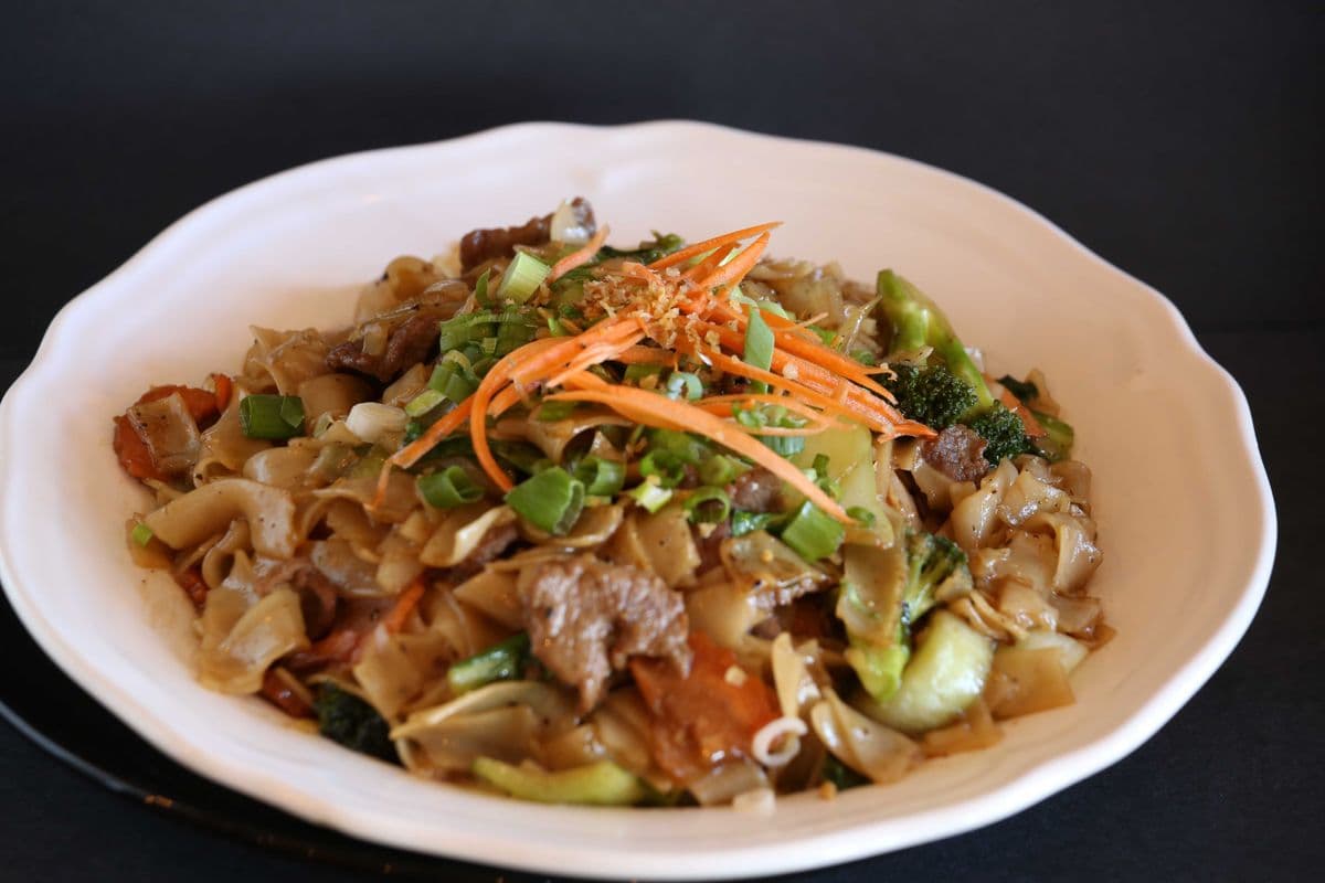 Stir-Fried Beef Noodles