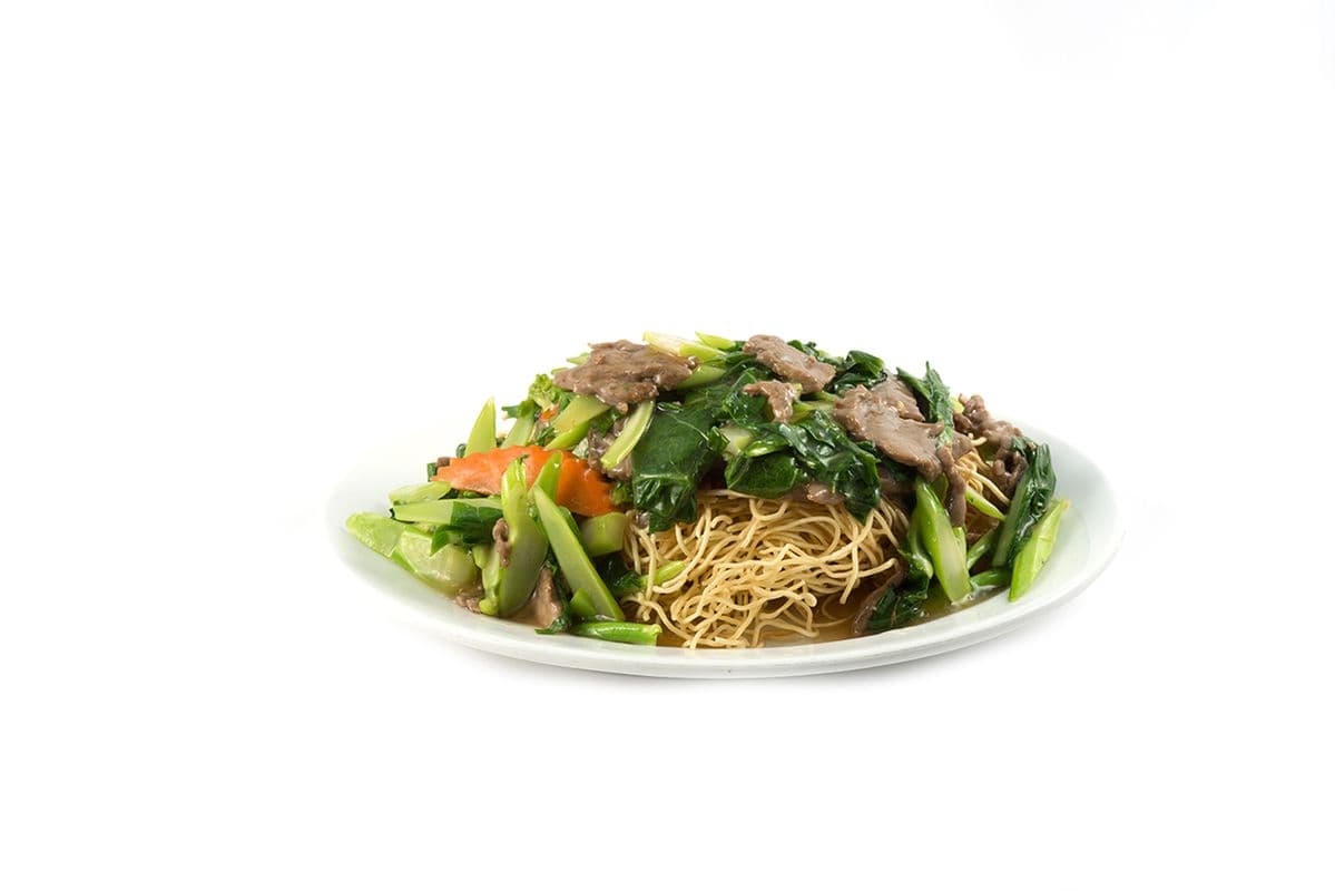 64. Nouilles croustillantes au bœuf et brocoli chinois / Crispy Chinese Beef and Broccoli Noodles
