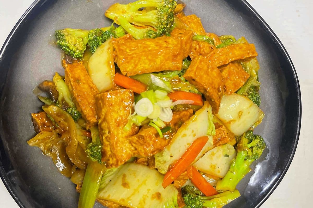 Curry Tofu & Greens st
