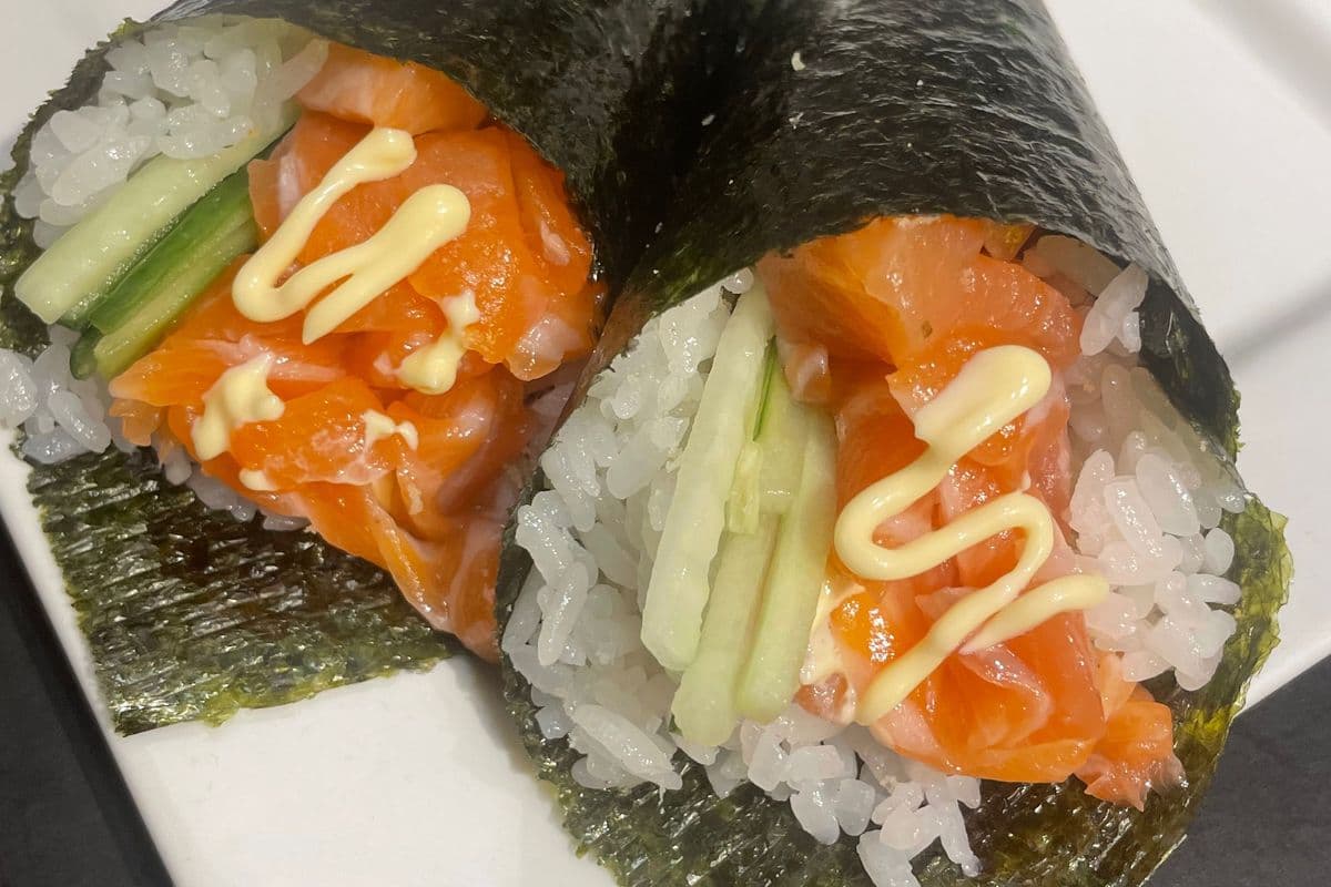 Salmon Temaki