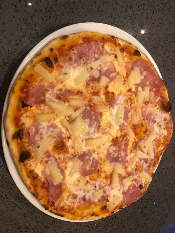 16'' Hawaiian Pizza