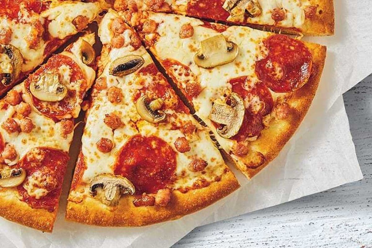 18" Canadian Pizza