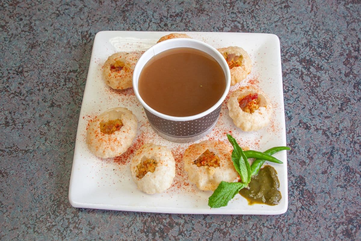 7 Swadi Gol-Gappe