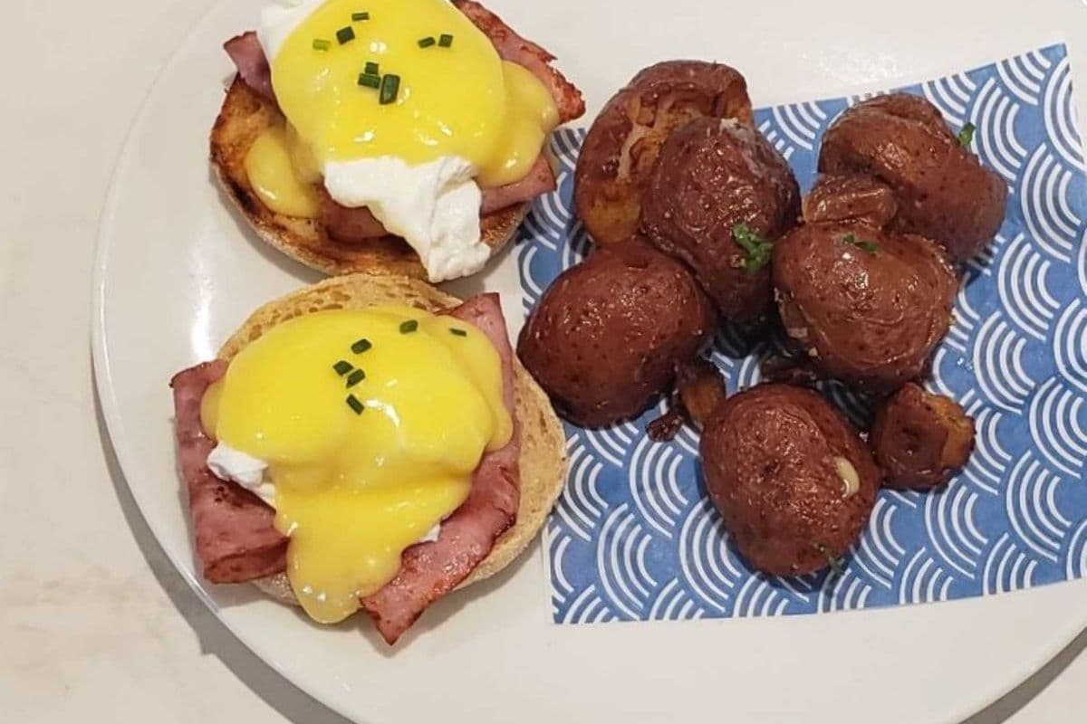 Ham Eggs Benedict