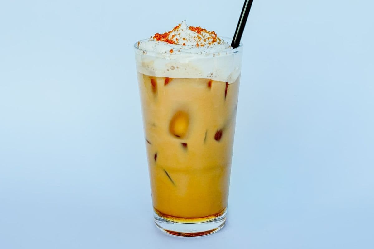 Vanilla Cookie Butter Crunch Iced Latte