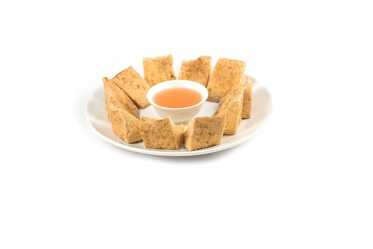 22. Tofu frit et sauce poisson / Fried Tofu and Fish Sauce