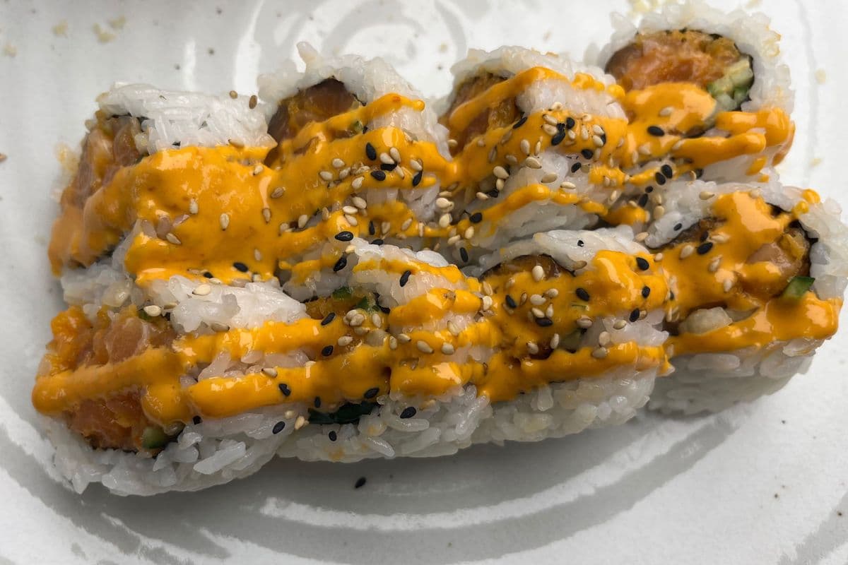 Spicy Salmon Roll