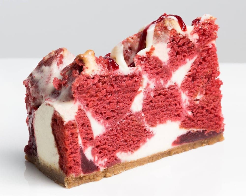 Raspberry Greek Yogurt Cheesecake