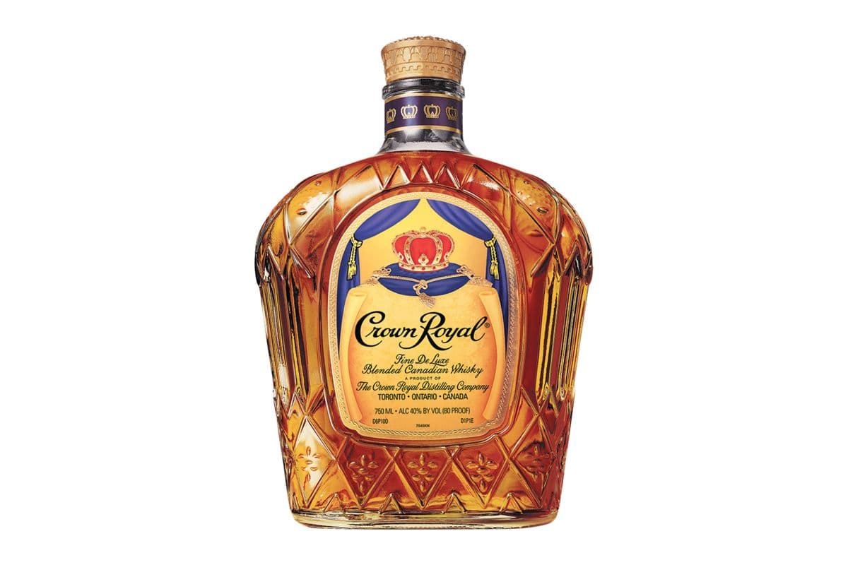 Crown Royal Whisky (750 ml)