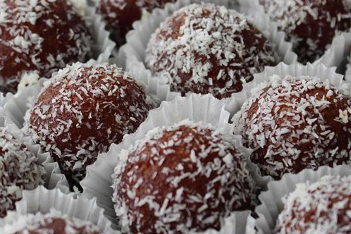 Coconut Gulab Jamoon 1lb