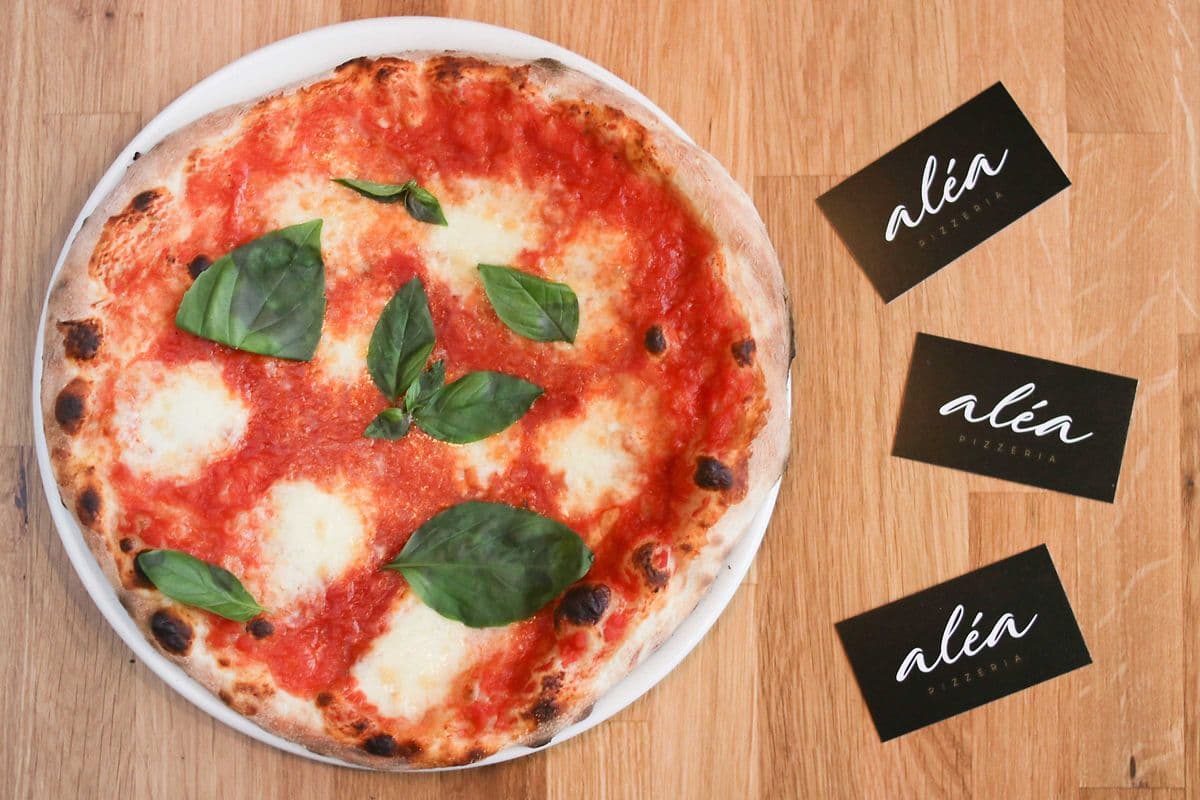Margherita pizza