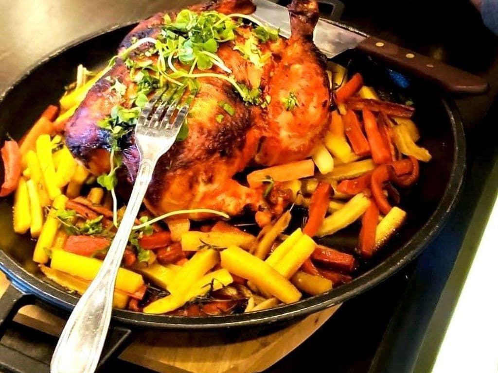 Christmas Dinner for 4-6 December 24-26 ONLY