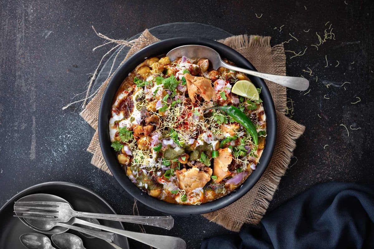 Samosa Chana Chaat