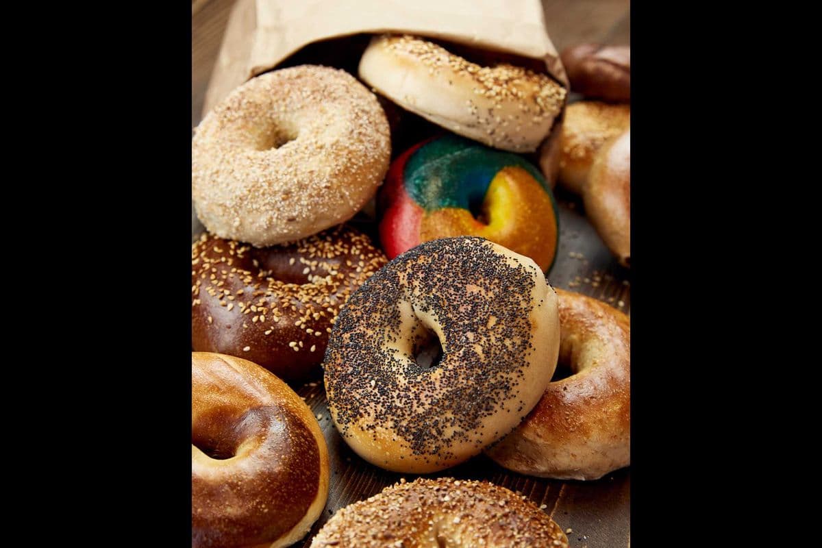 Dozen Bagels (12)