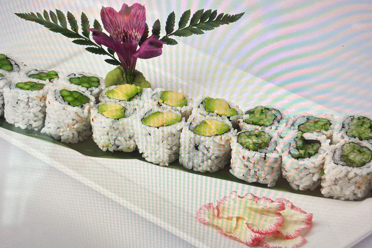 Vegetable Roll (18 pcs)