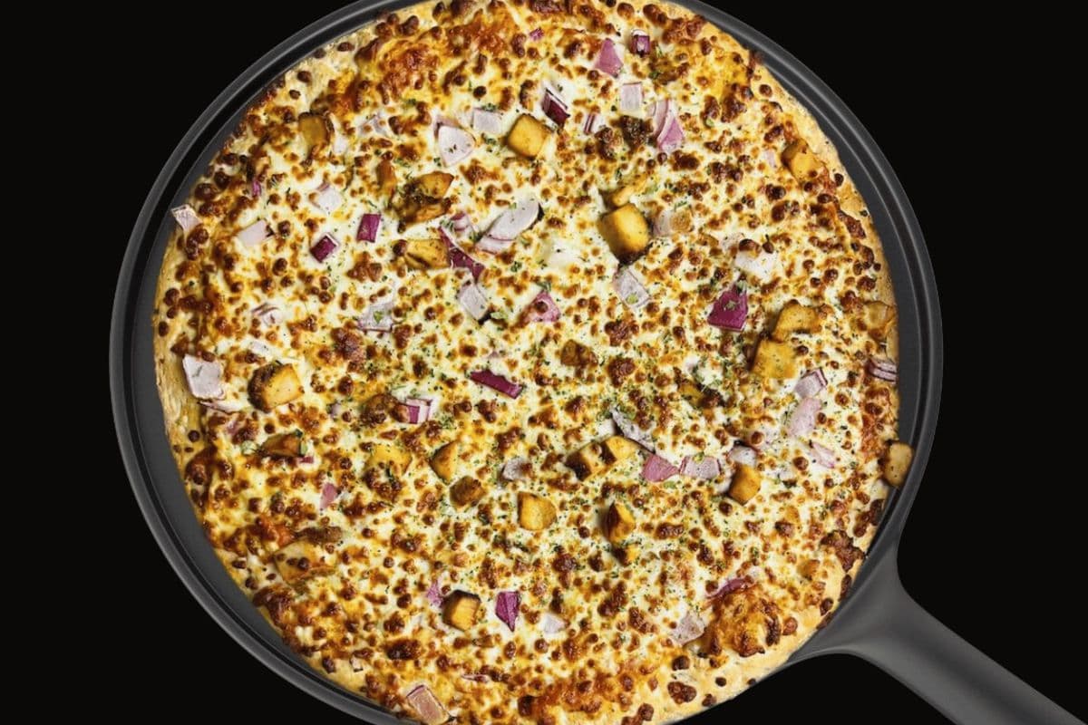 Butter Chicken Pizza