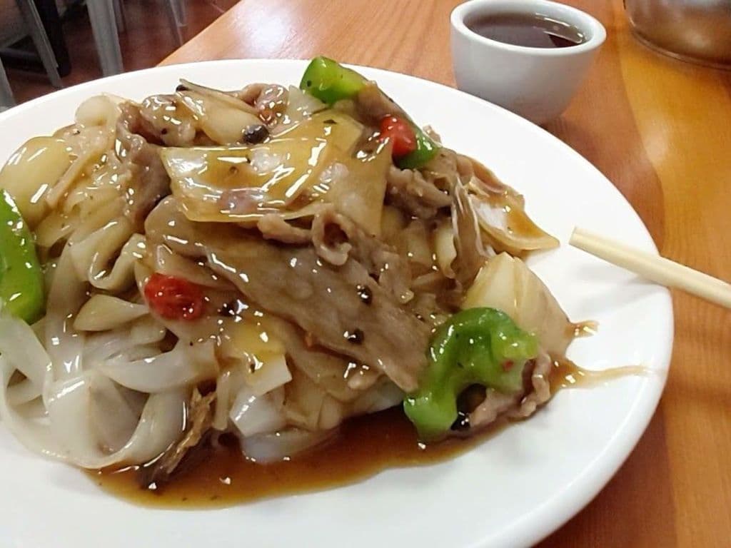 107.Beef & Black Bean Sauce Fried 豉汁炒牛河